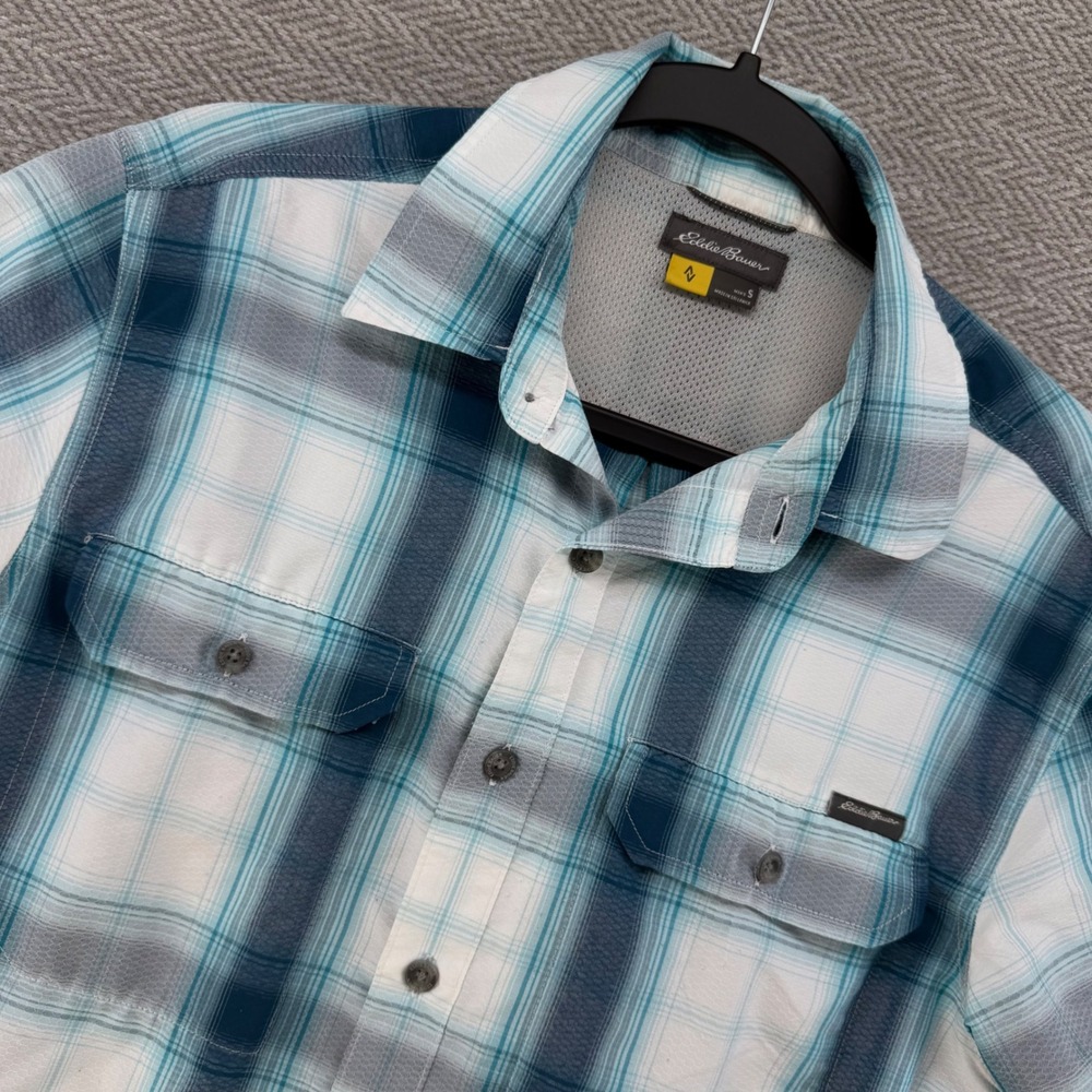 Eddie Bauer Shirt Small Blue Plaid Polyester Outdoor Hiking Short Sleeve Button